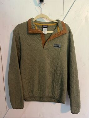 Patagonia Quilted Olive Pullover with Brown Trim